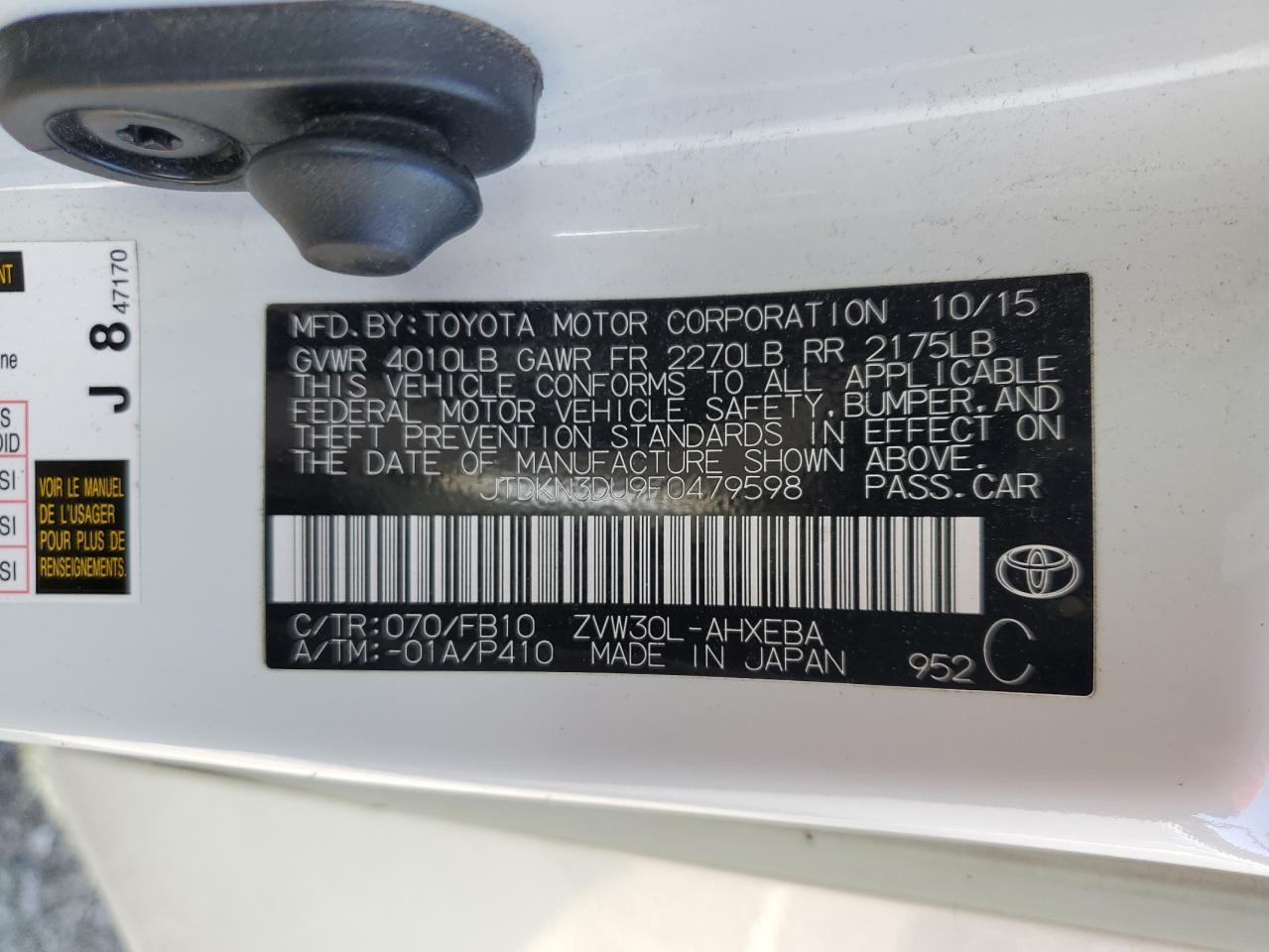 2015 Toyota Prius - Image 13