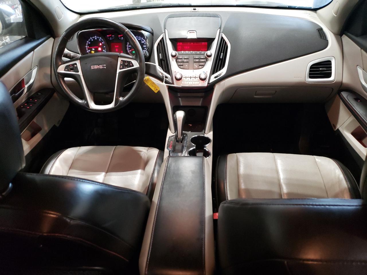 2010 GMC Terrain - Image 8