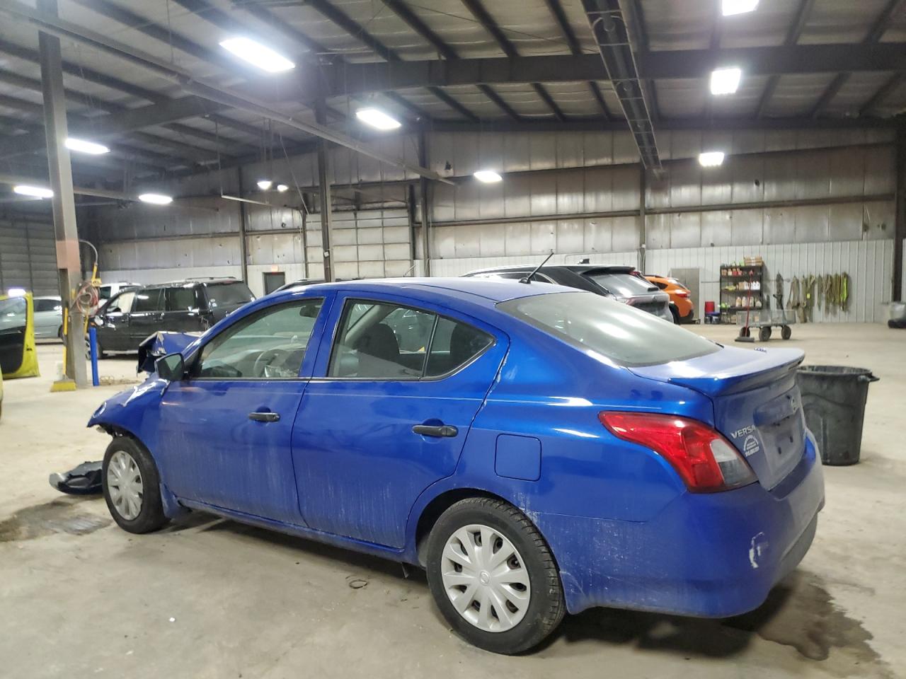 2016 Nissan Versa - Image 2