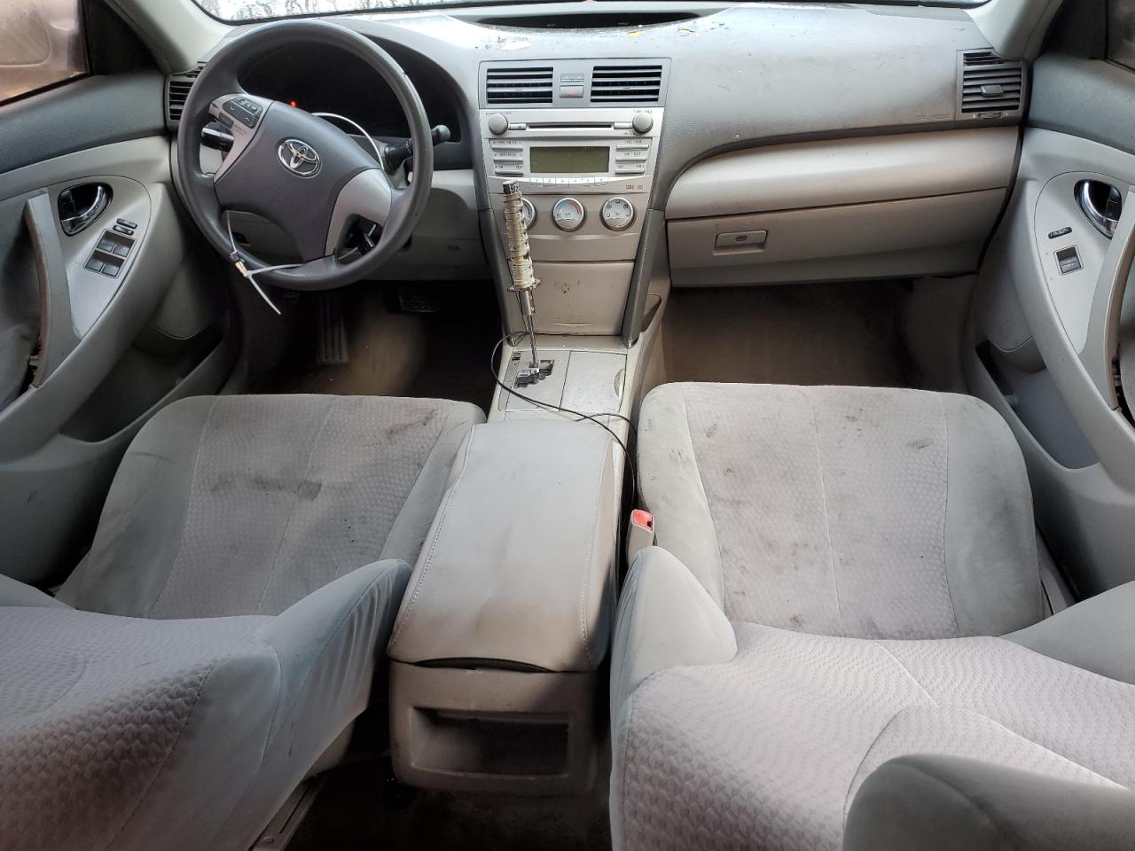 2010 Toyota Camry - Image 8