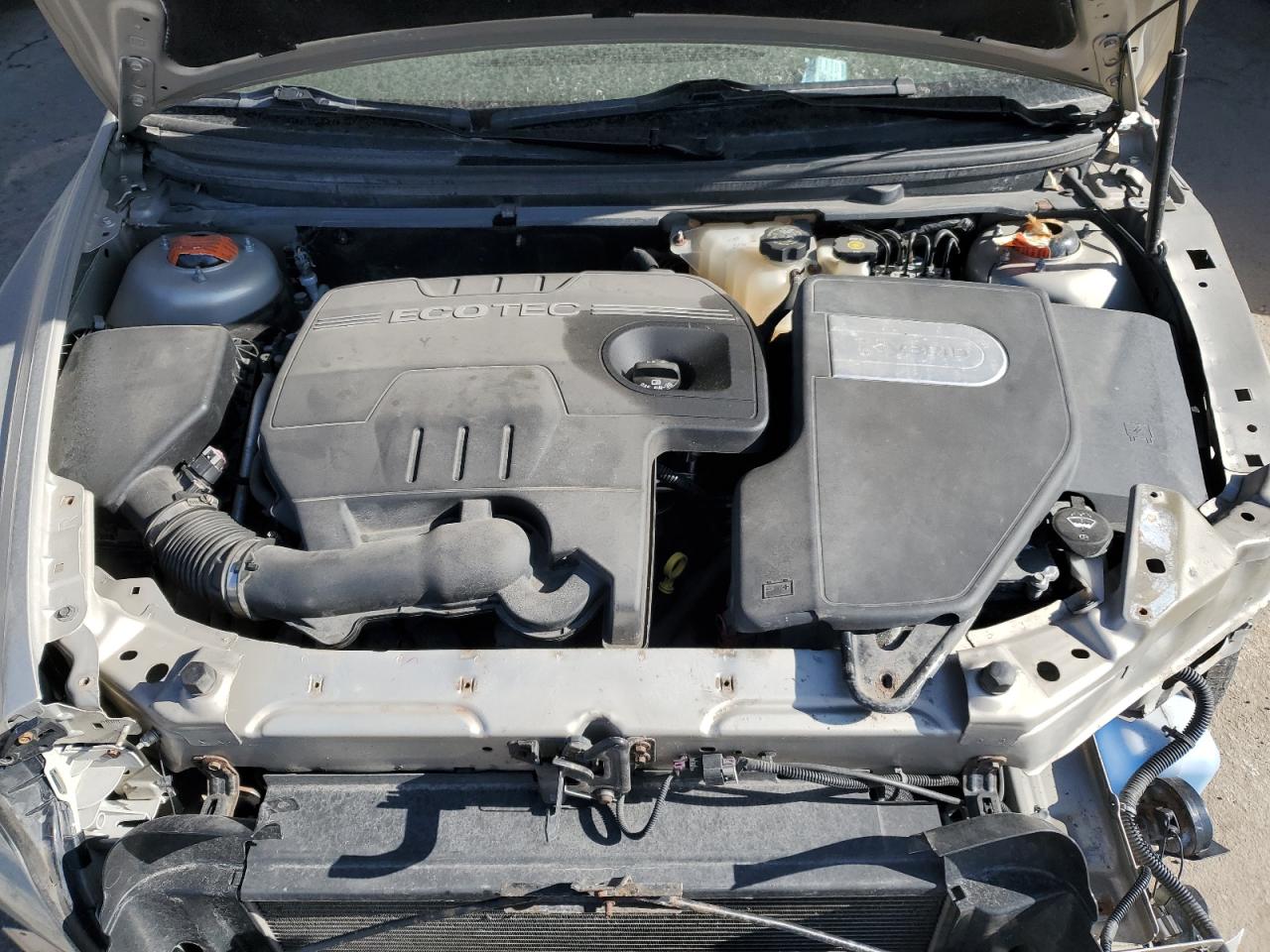 2010 Chevrolet Malibu - Image 11