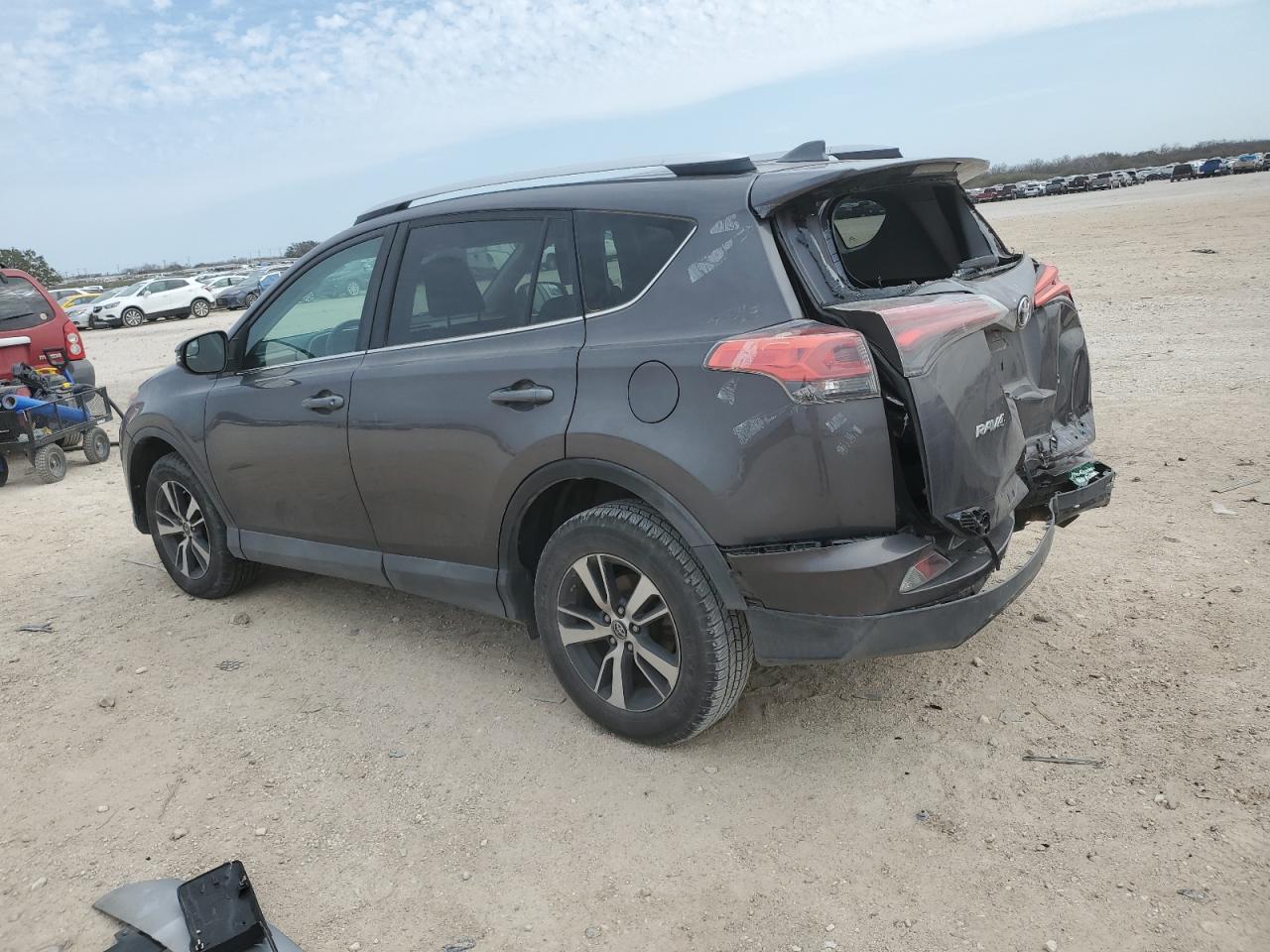 2016 Toyota RAV 4 - Image 2