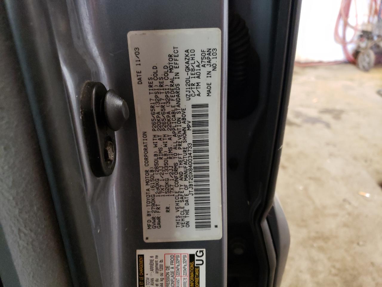 2004 Lexus GX - Image 13