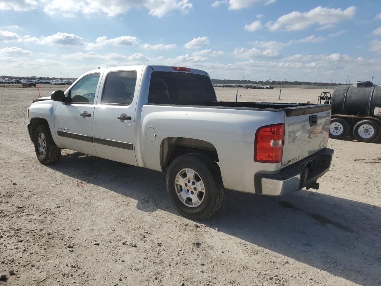 2011 Chevrolet Silverado - Image 2