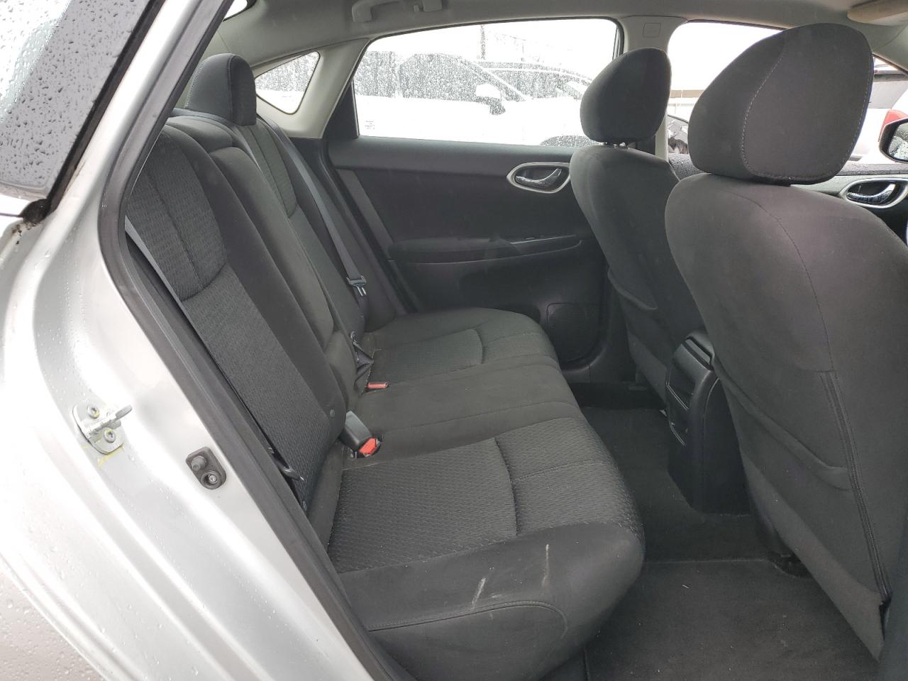 2014 Nissan Sentra - Image 10