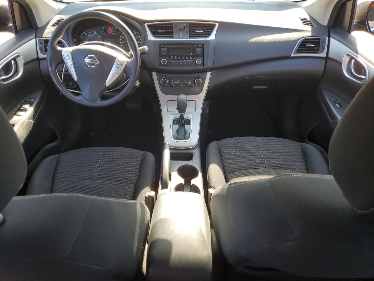 2015 Nissan Sentra - Image 8