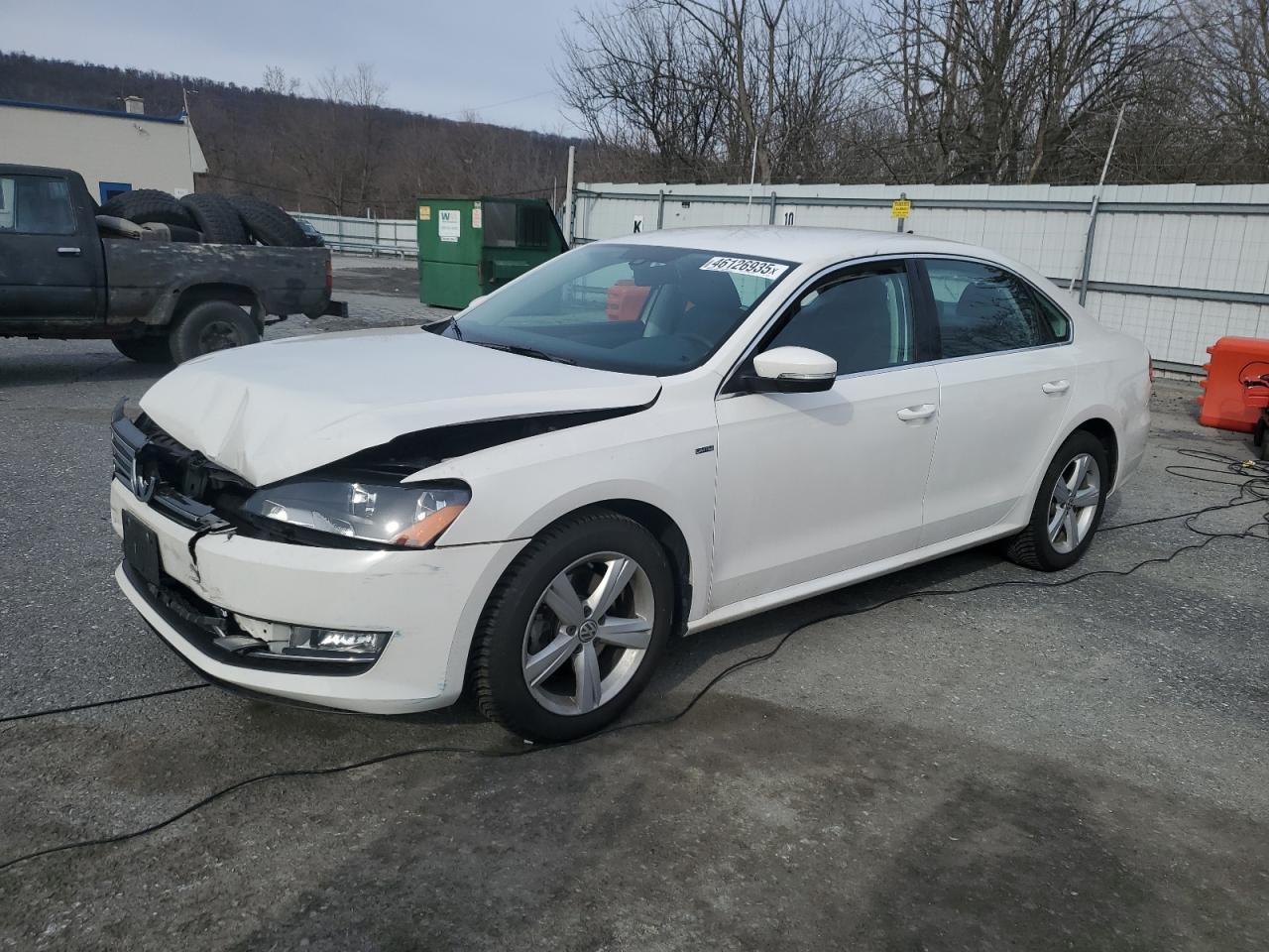 2015 Volkswagen Passat - Image 1