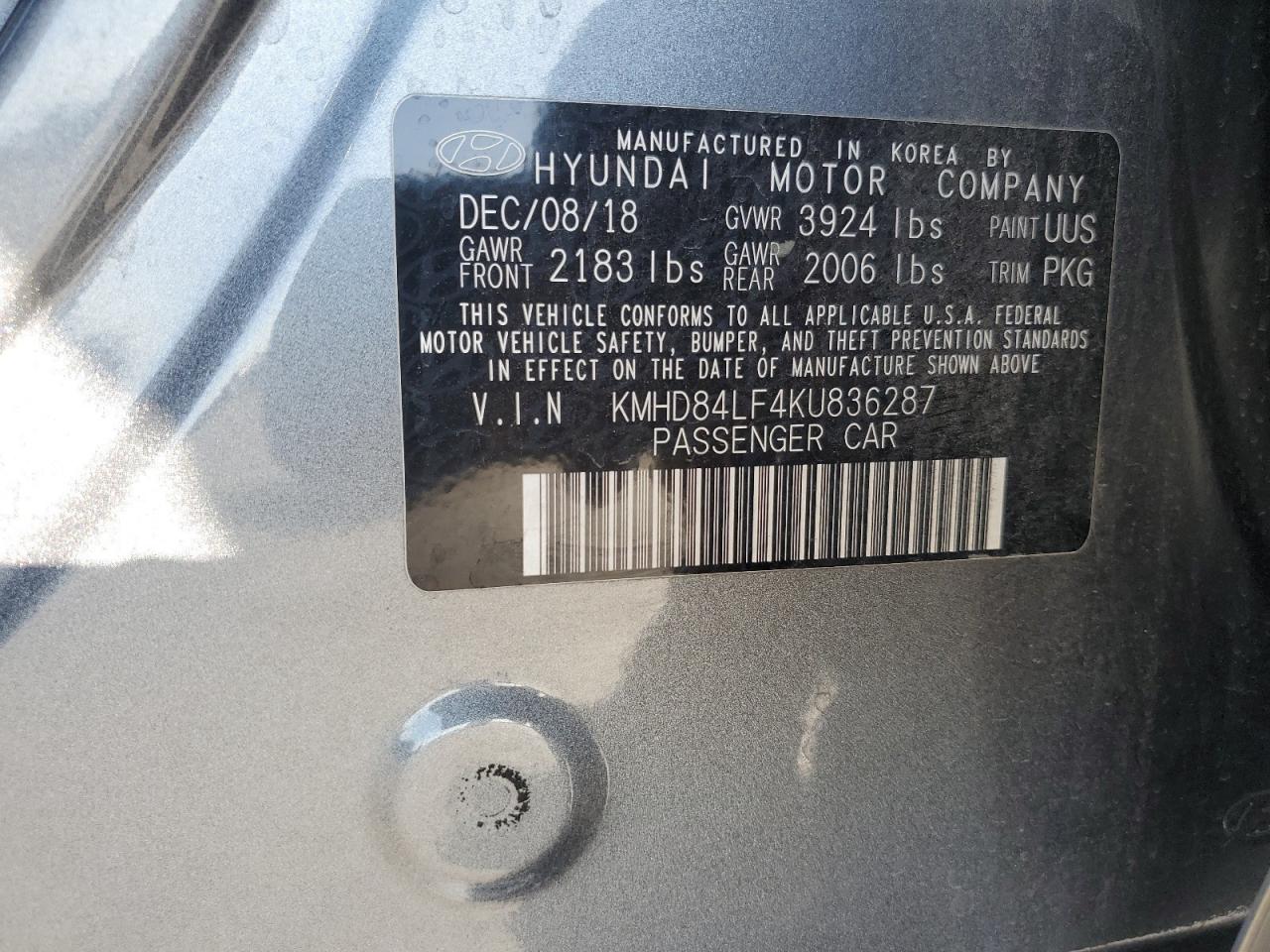 2019 Hyundai Elantra - Image 13