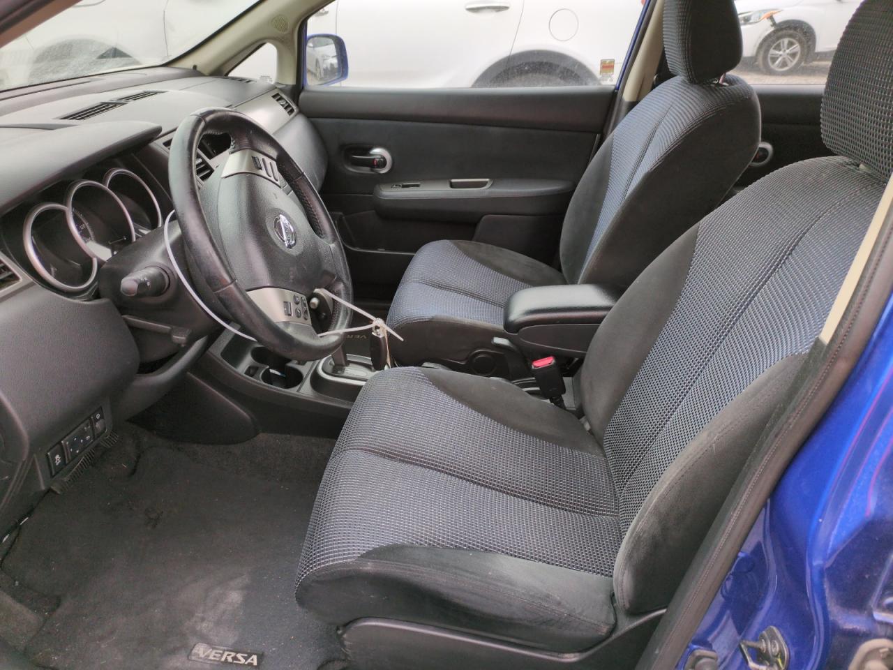 2012 Nissan Versa - Image 7