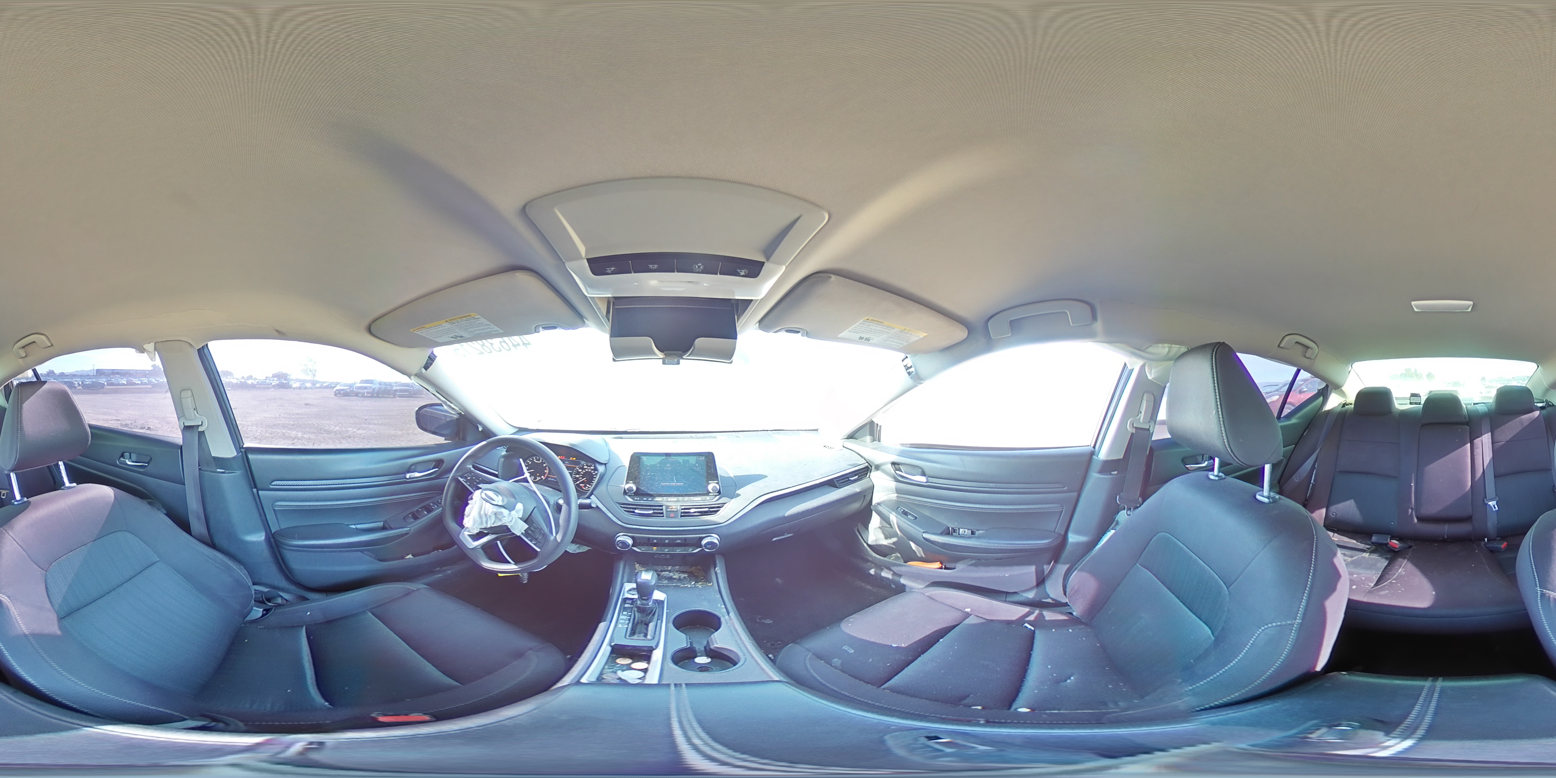 2020 Nissan Altima - Image 13