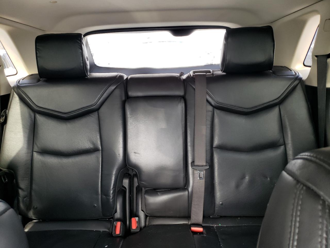 2017 Cadillac XT5 - Image 10