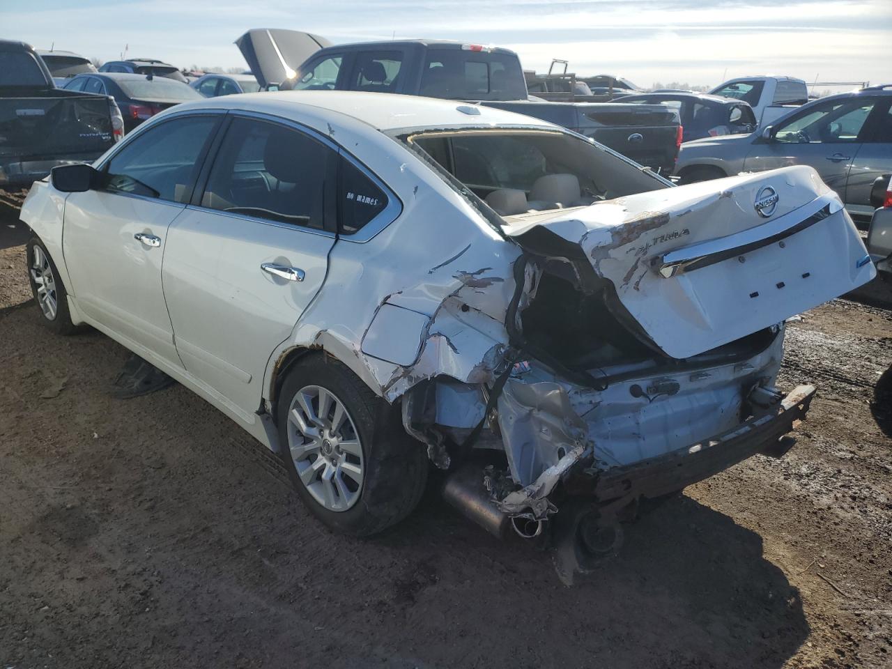 2014 Nissan Altima - Image 2