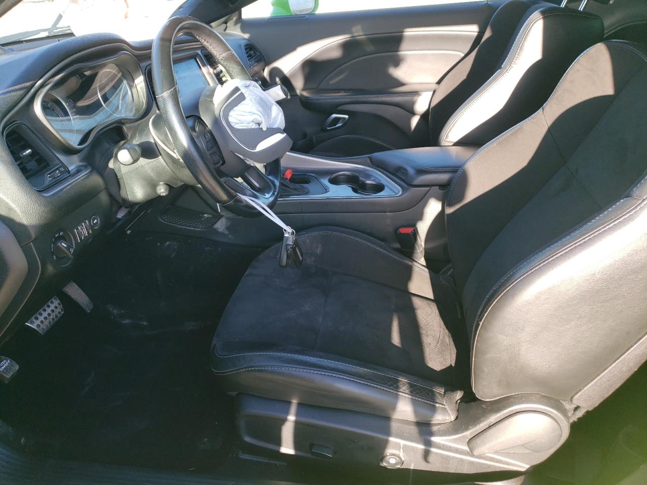 2019 Dodge Challenger - Image 7