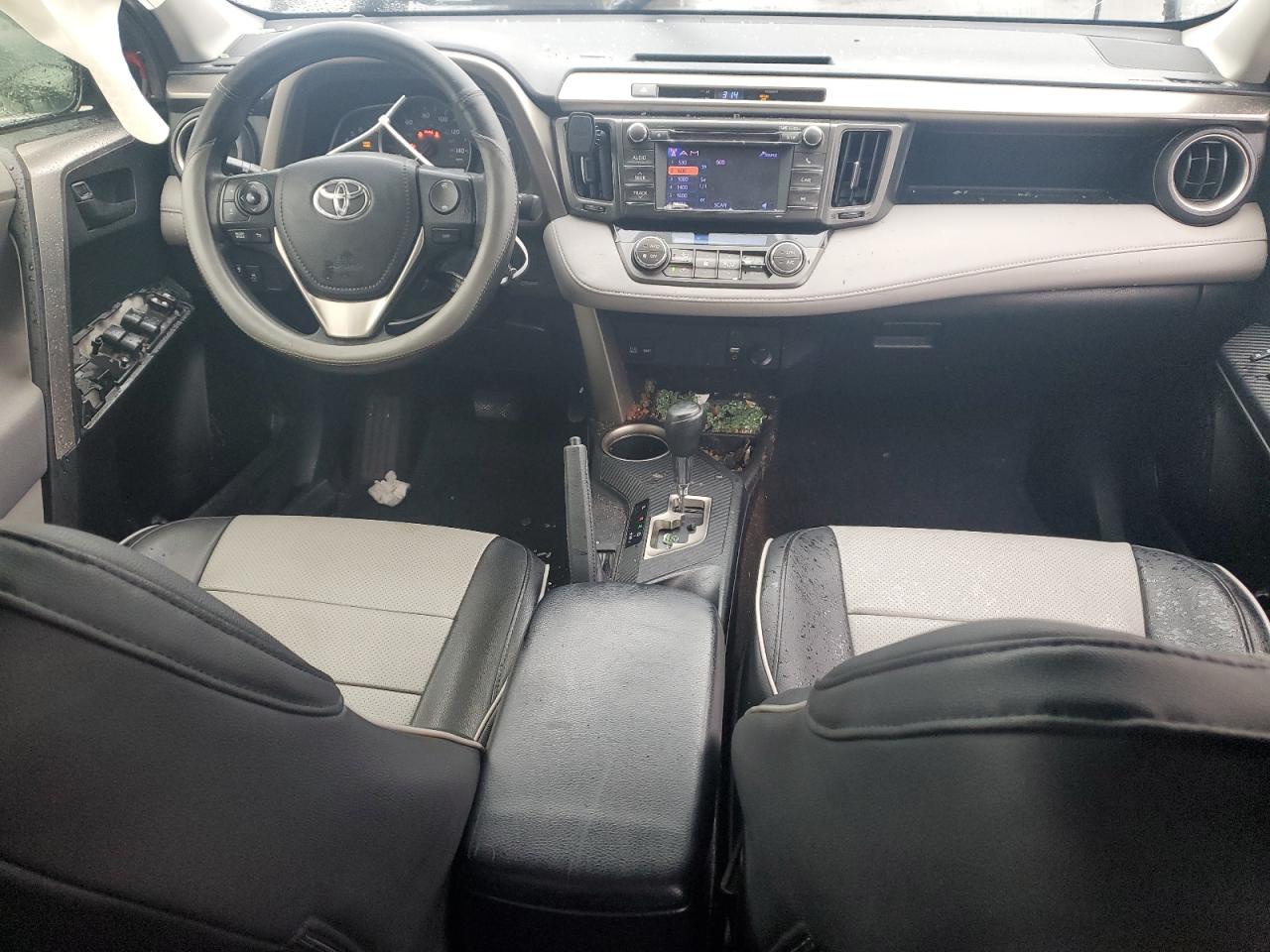 2013 Toyota RAV 4 - Image 8