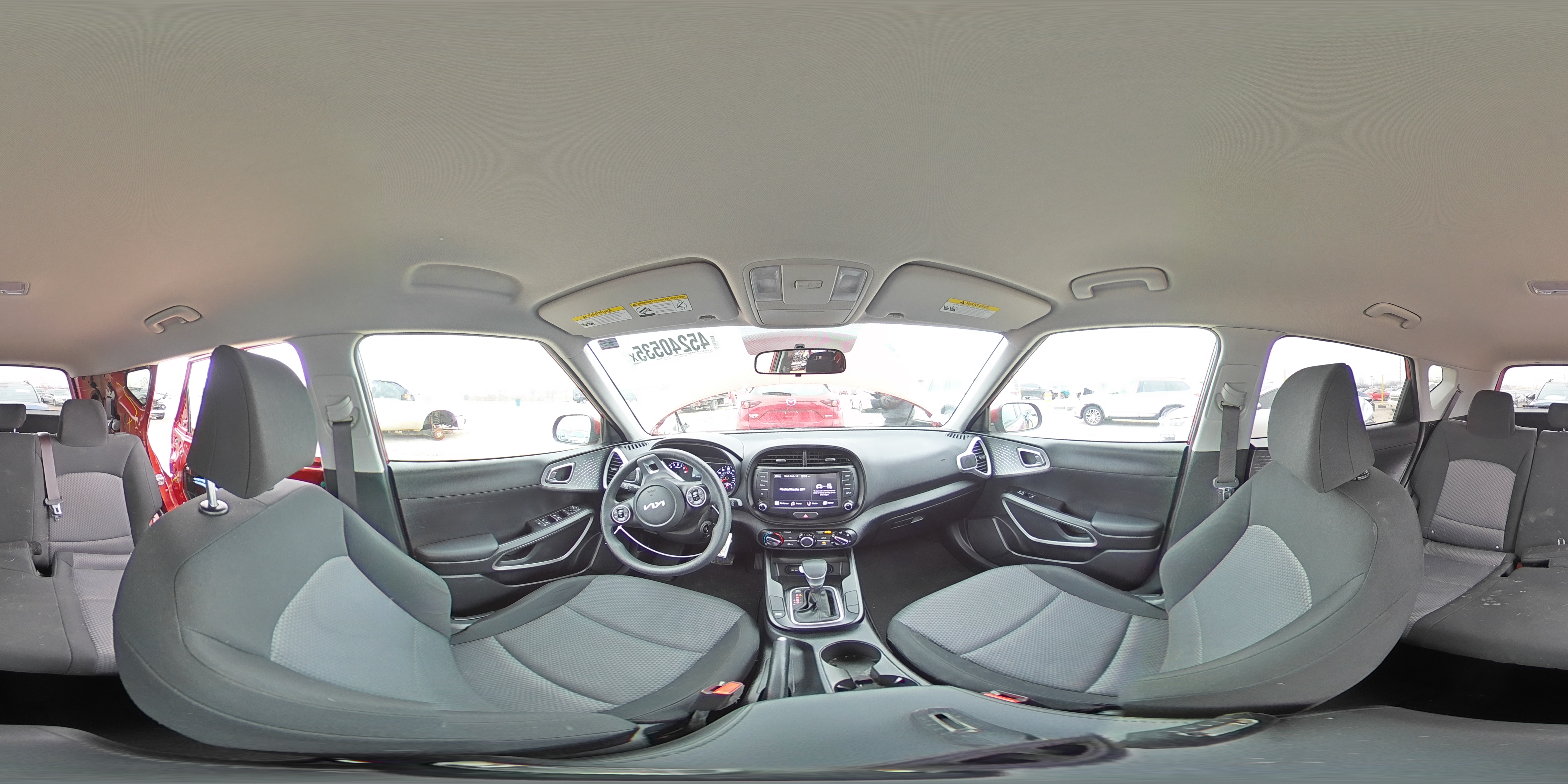 2022 Kia Soul - Image 14