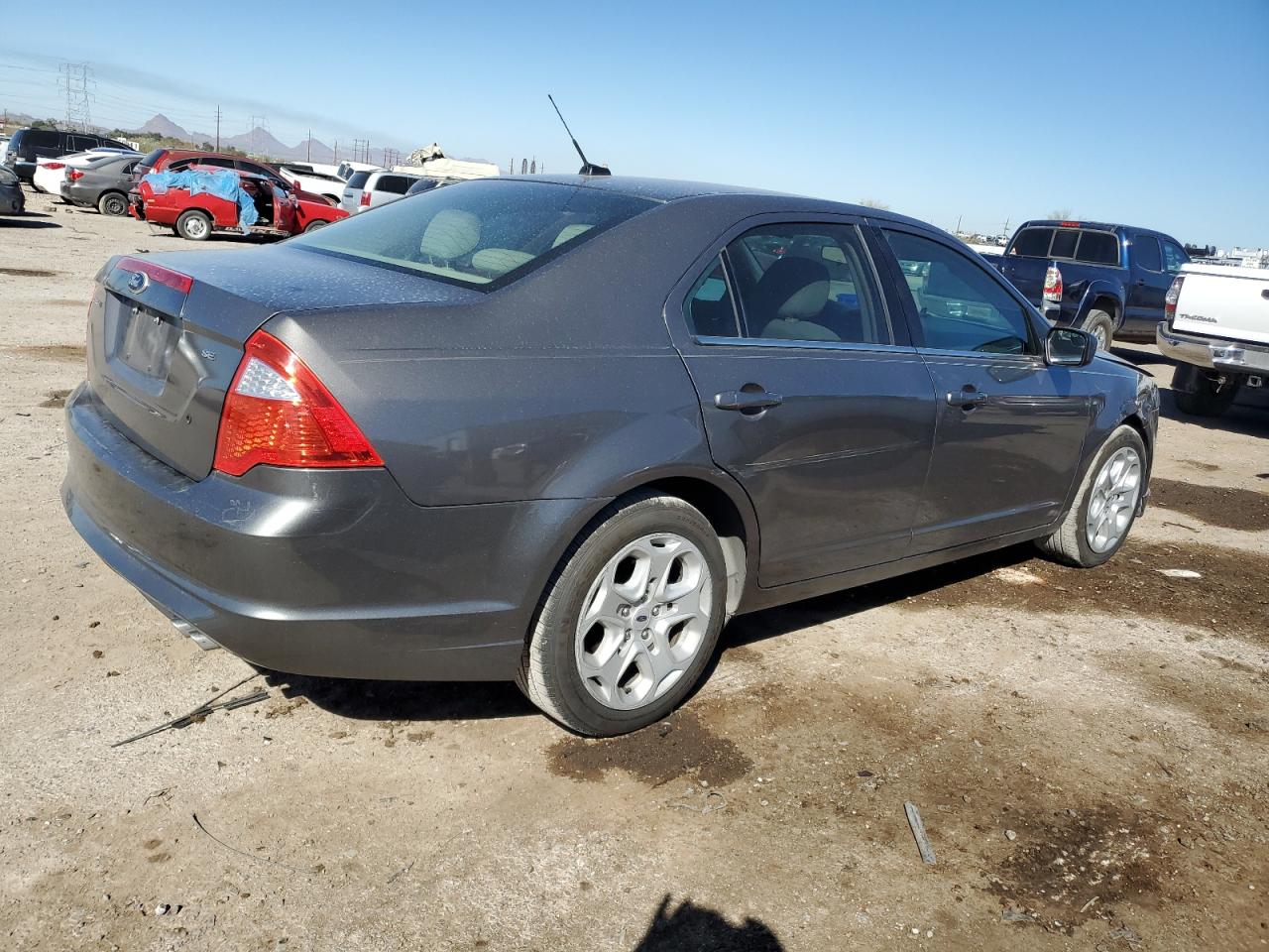 2011 Ford Fusion - Image 3