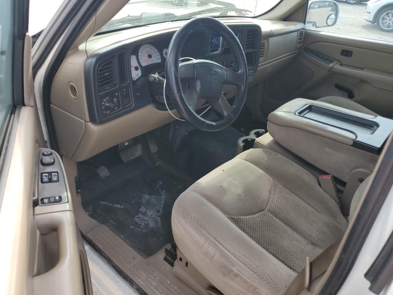 2007 Chevrolet Silverado - Image 8