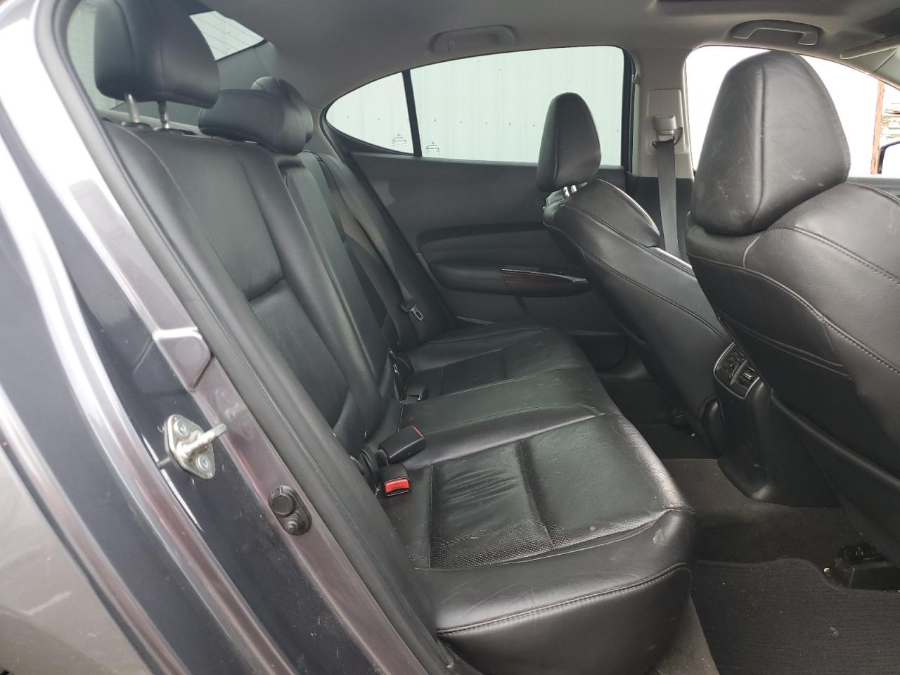 2017 Acura TLX - Image 10