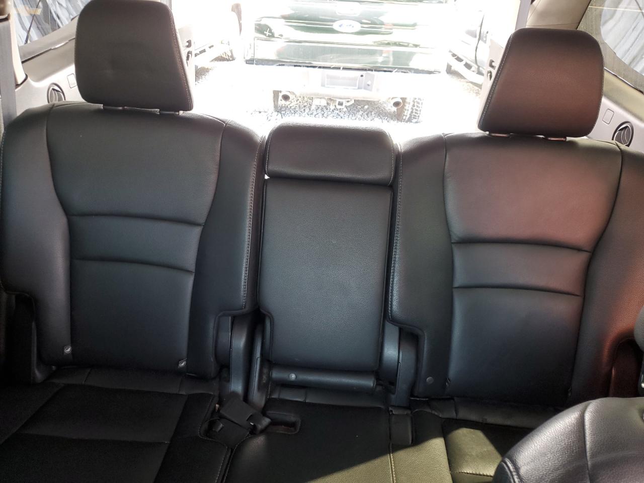 2016 Honda Pilot - Image 10