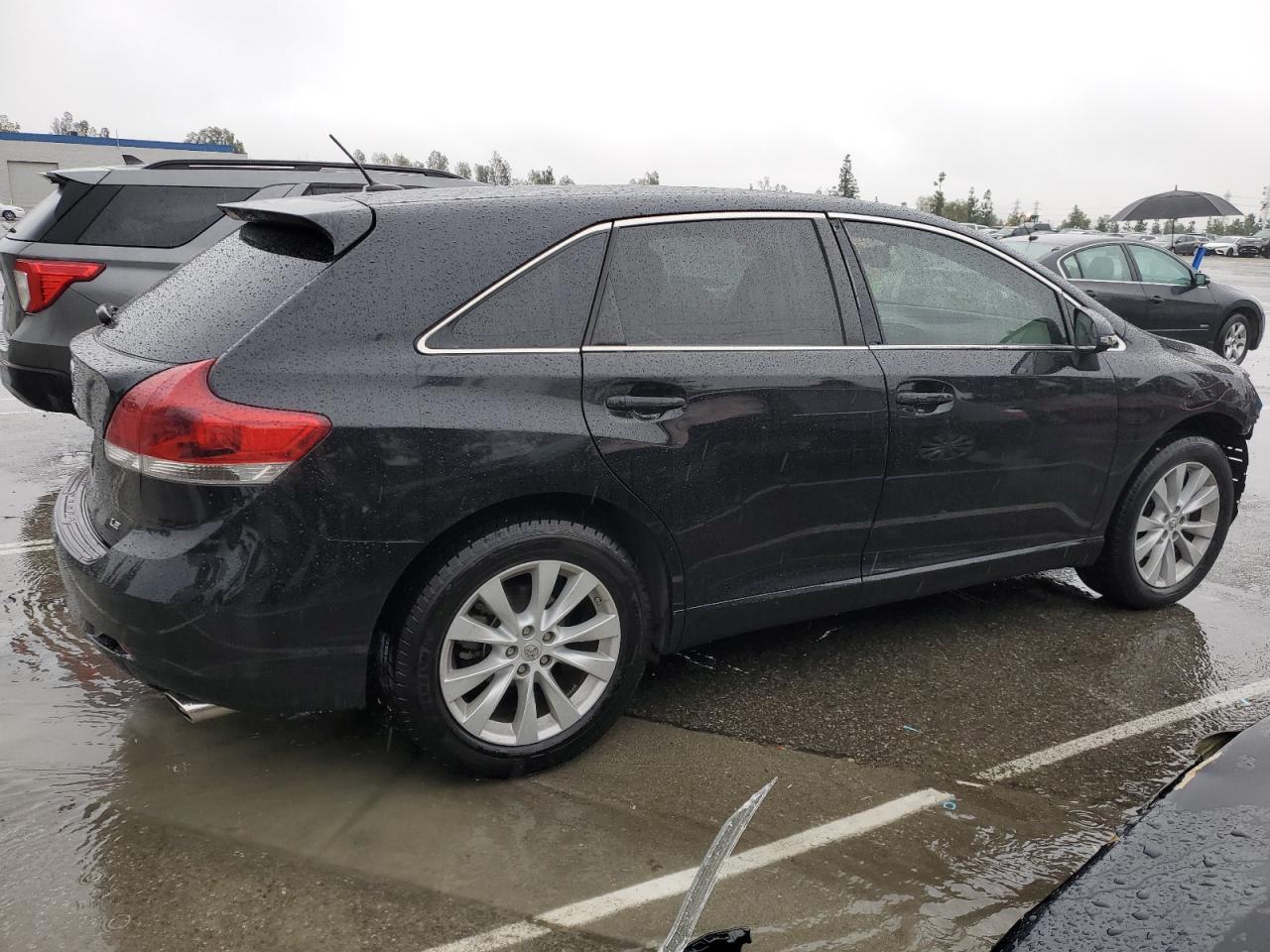 2015 Toyota Venza - Image 3
