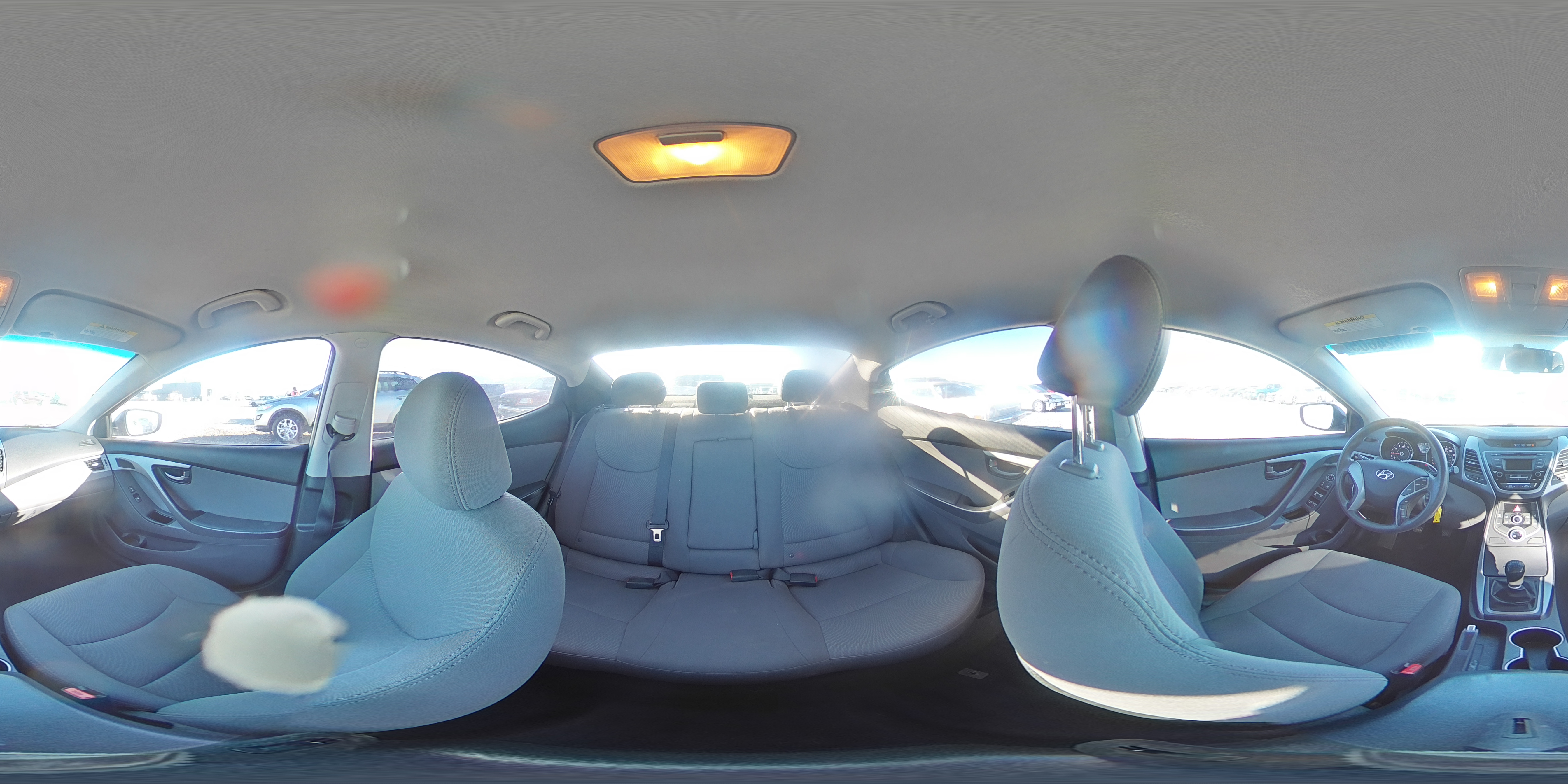 2016 Hyundai Elantra - Image 14