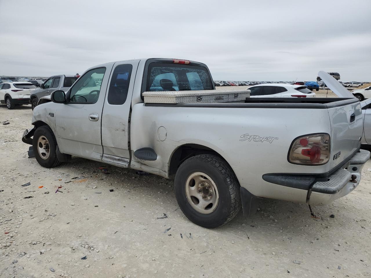 2003 Ford F-150 - Image 2