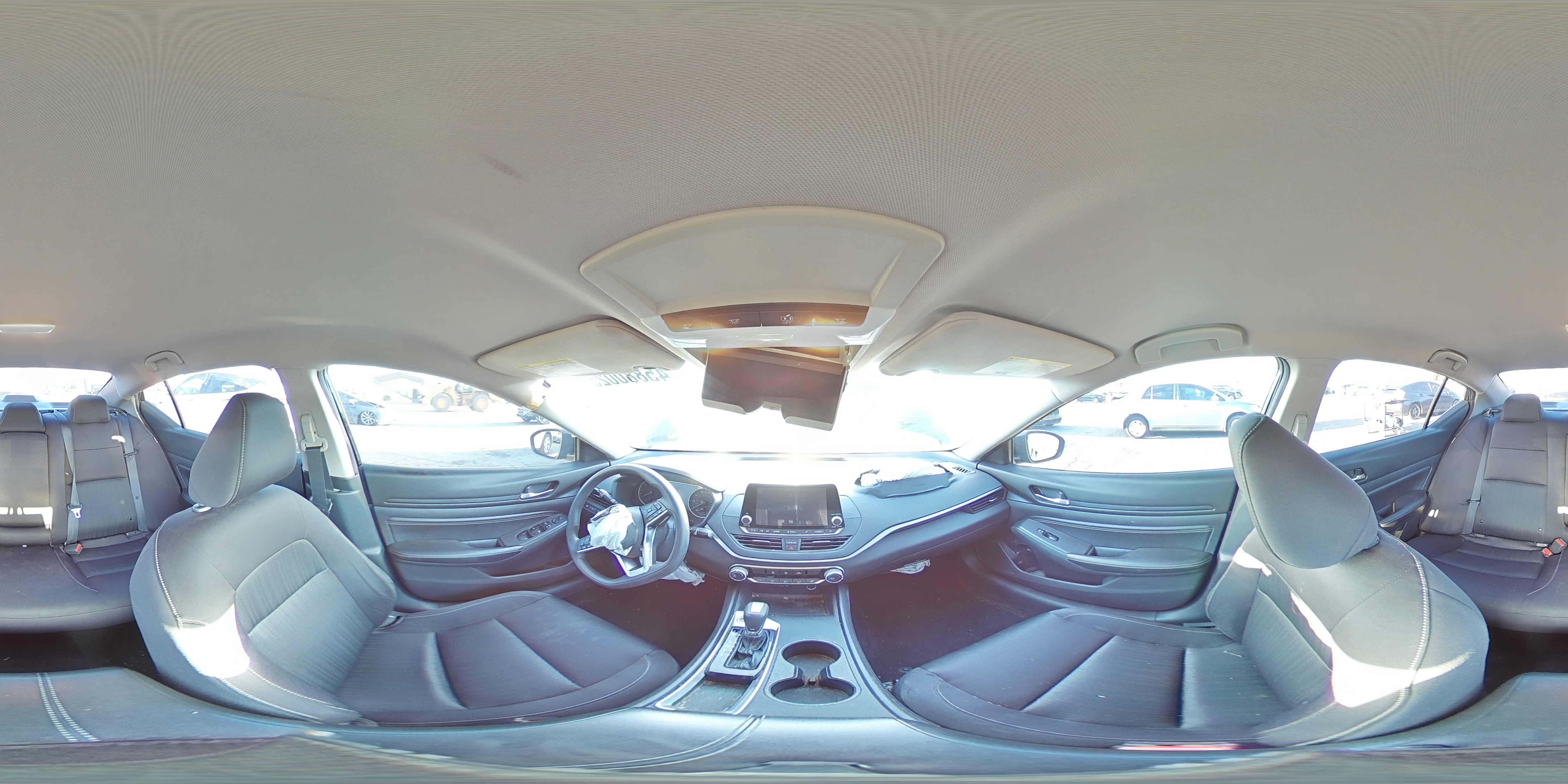 2019 Nissan Altima - Image 13