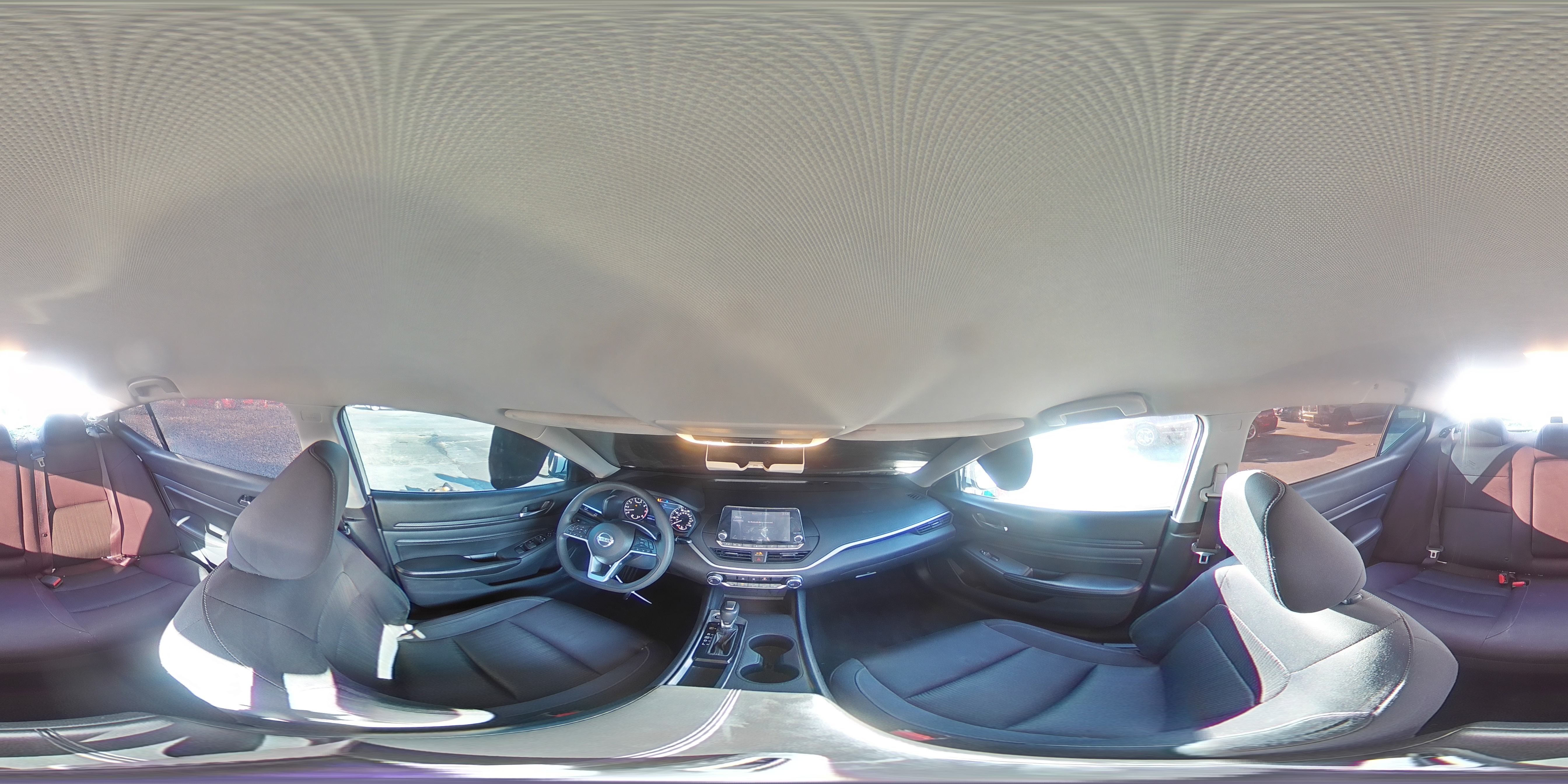 2019 Nissan Altima - Image 13