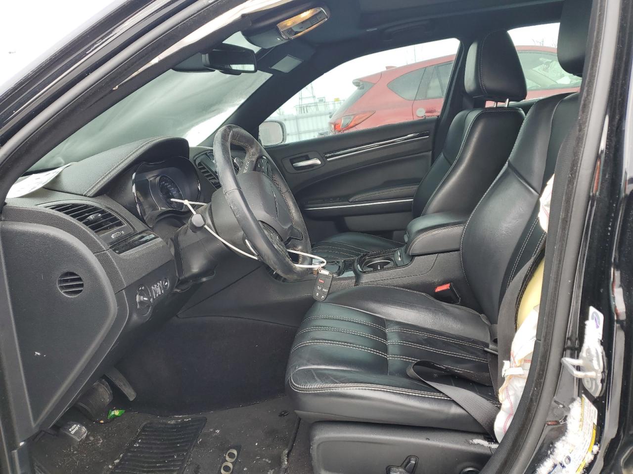 2017 Chrysler 300 - Image 7
