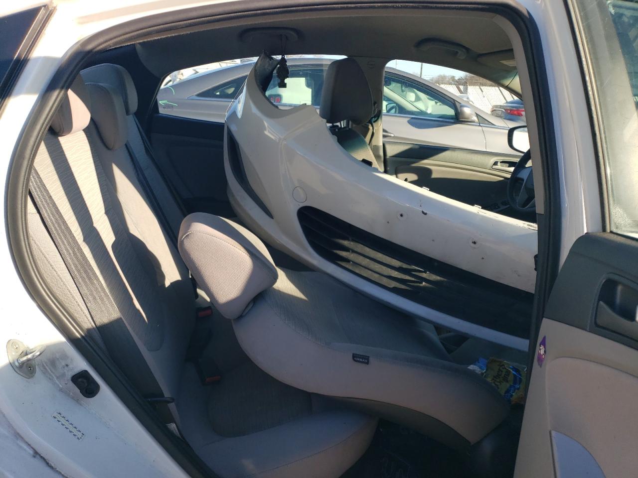 2017 Hyundai Accent - Image 11