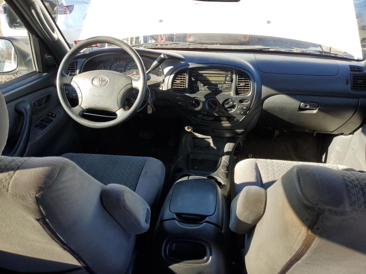 2006 Toyota Tundra - Image 8