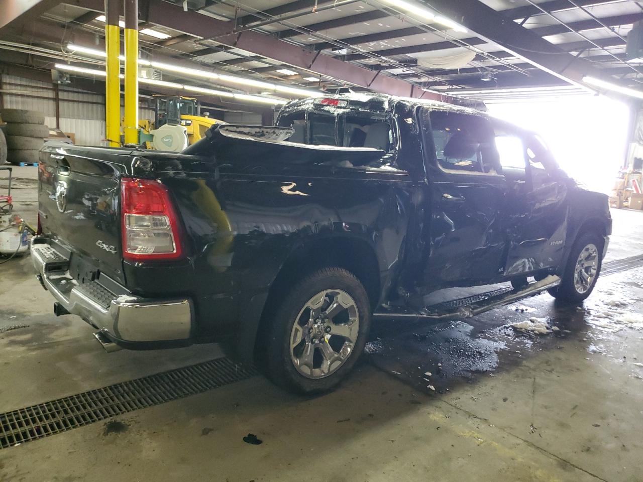 2022 RAM 1500 - Image 3