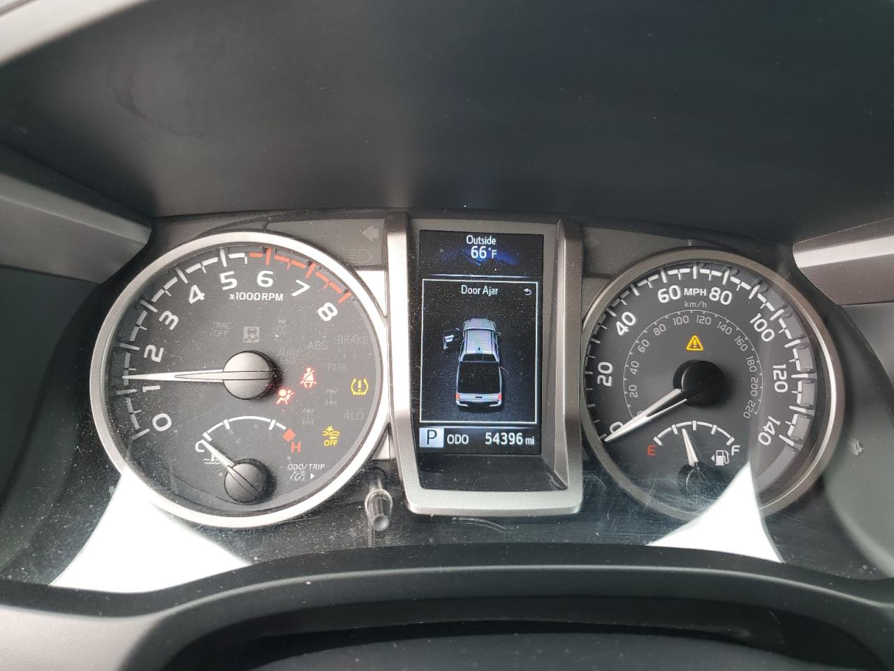 2022 Toyota Tacoma - Image 9