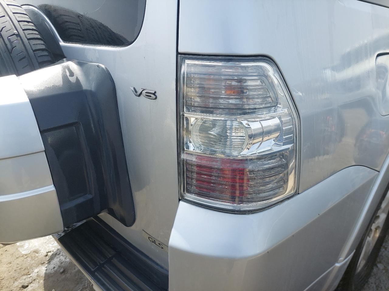 JMYLRV95WBJJ704094 - 2011 Mitsubishi Pajero - #47153905