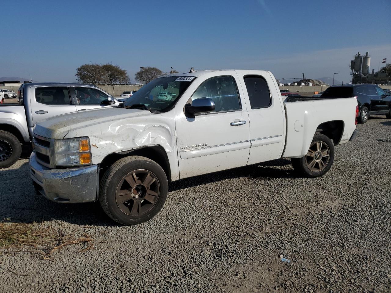 2012 Chevrolet Silverado C1500 Lt продається в San Diego, CA - All Over