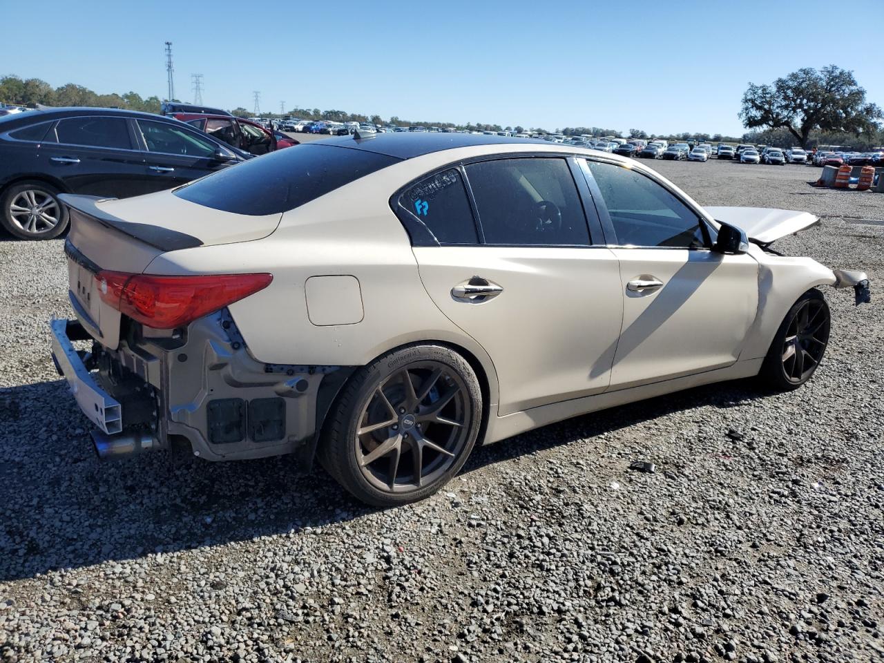 2015 Infiniti Q50 - Image 3