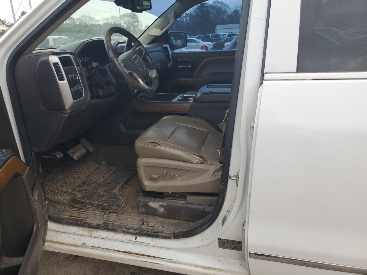 2015 GMC Sierra - Image 7