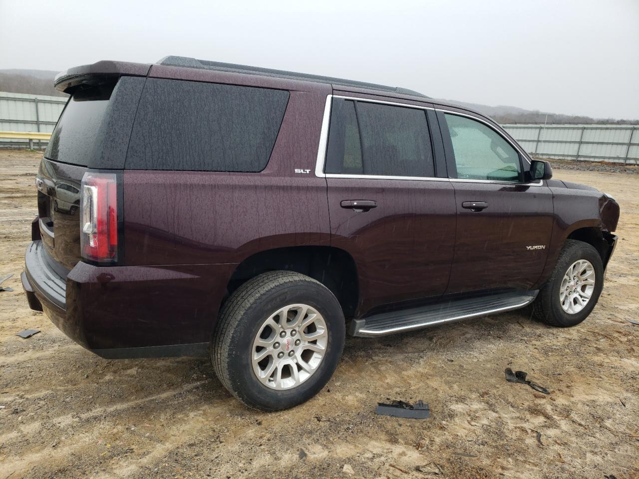 2017 GMC Yukon - Image 3