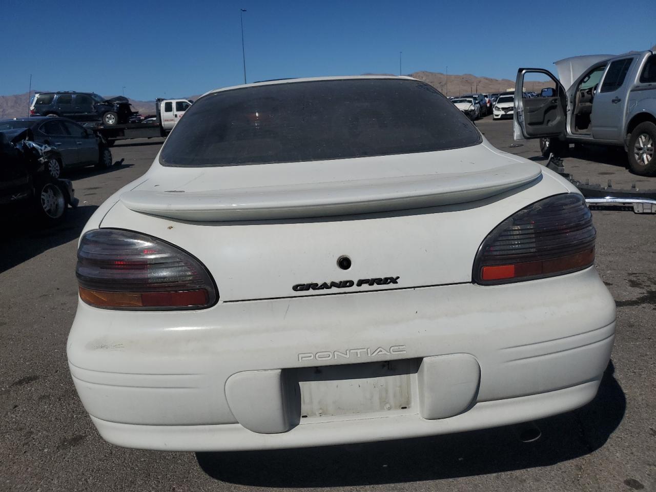 2001 Pontiac Grand Prix - Image 6