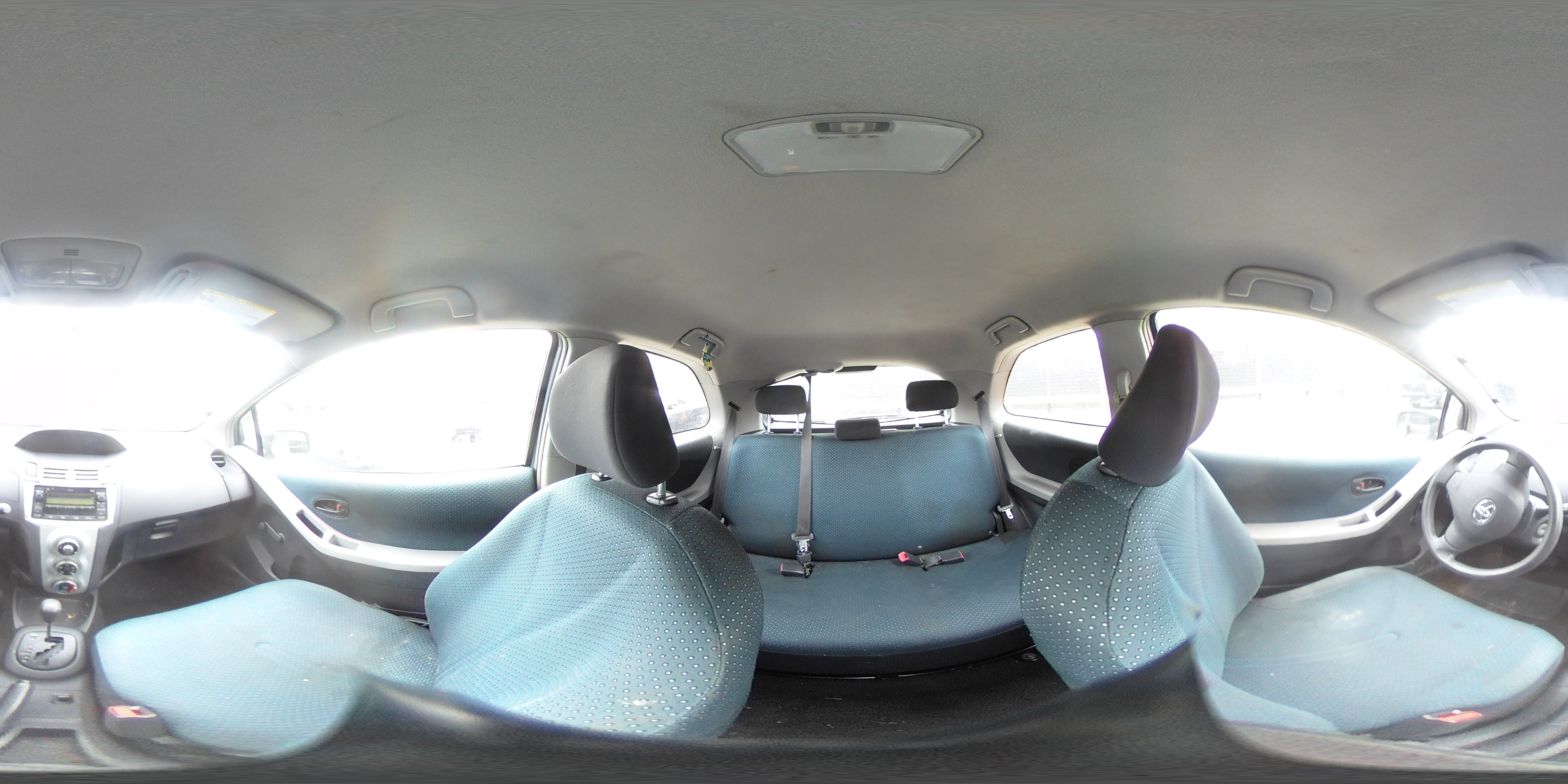 2007 Toyota Yaris - Image 13