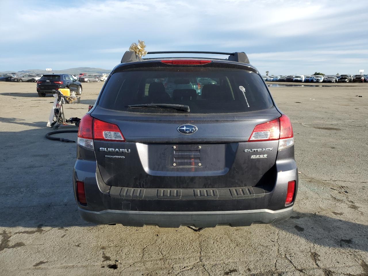 2013 Subaru Outback - Image 6