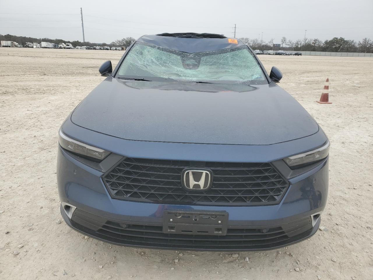 2024 Honda Accord - Image 5