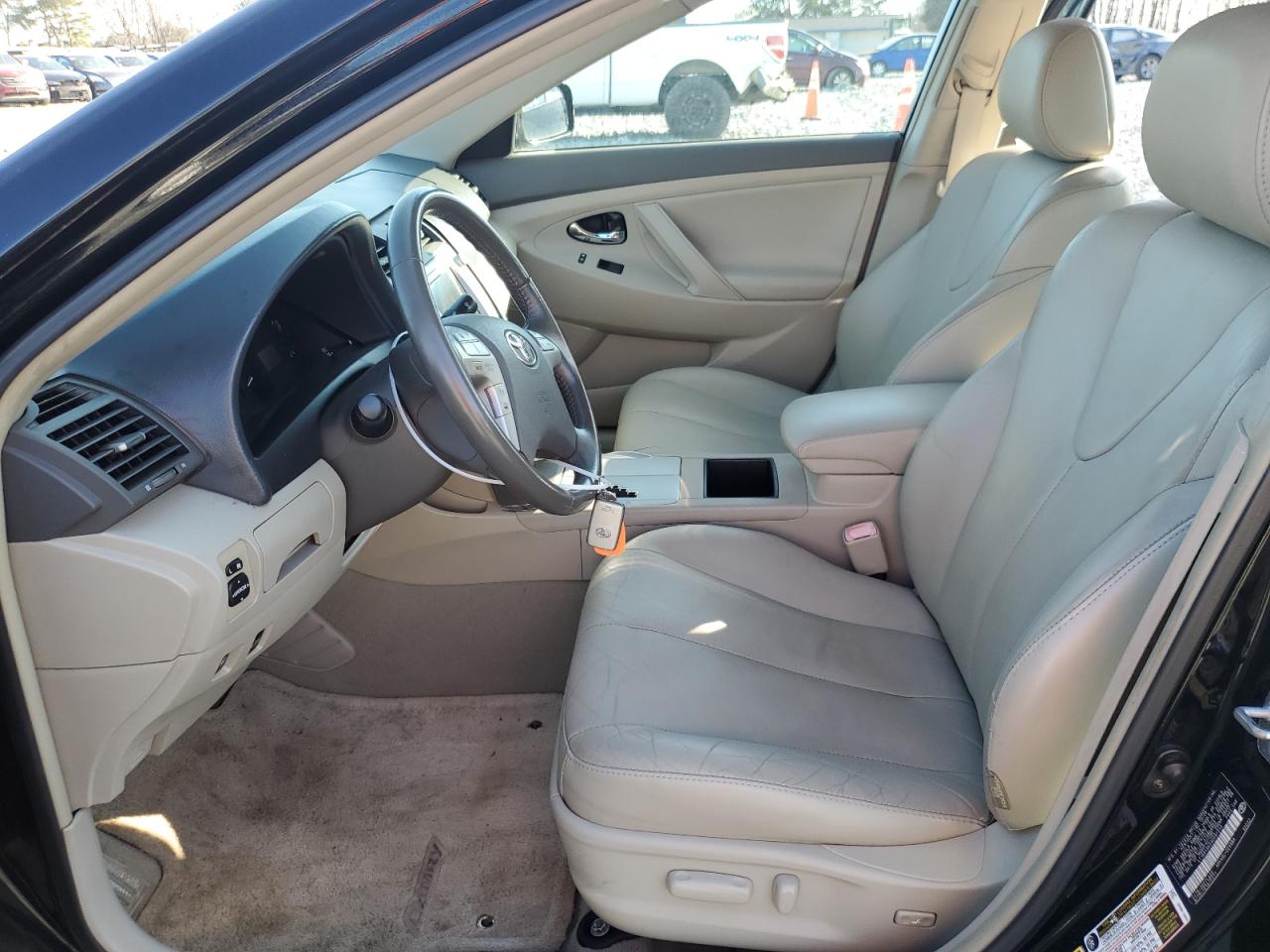 2009 Toyota Camry - Image 7