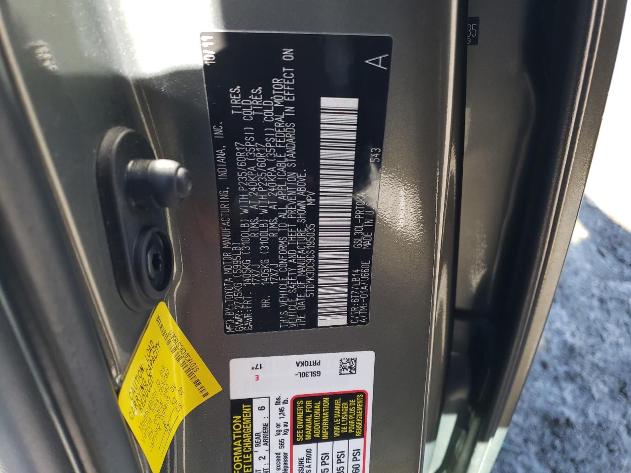 2012 Toyota Sienna - Image 13