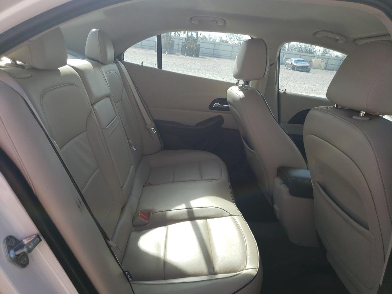 2013 Chevrolet Malibu - Image 10