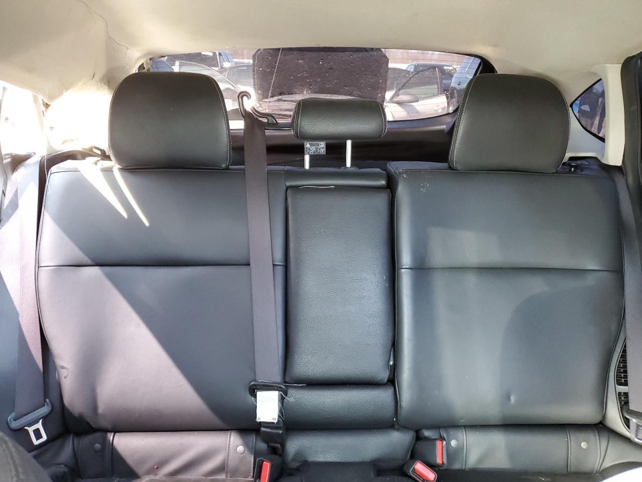 2014 Subaru XV - Image 10