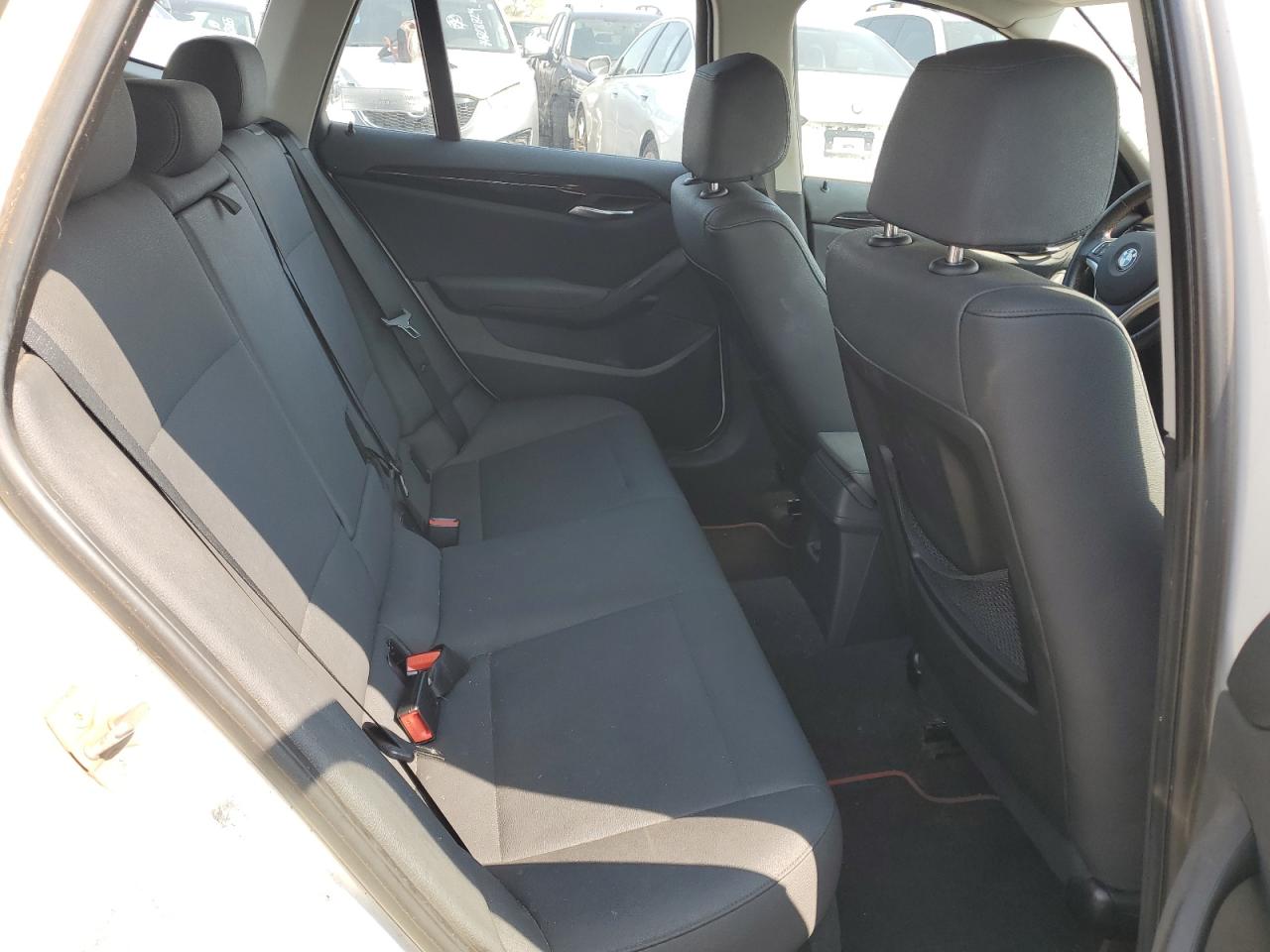 2014 BMW X1 - Image 11