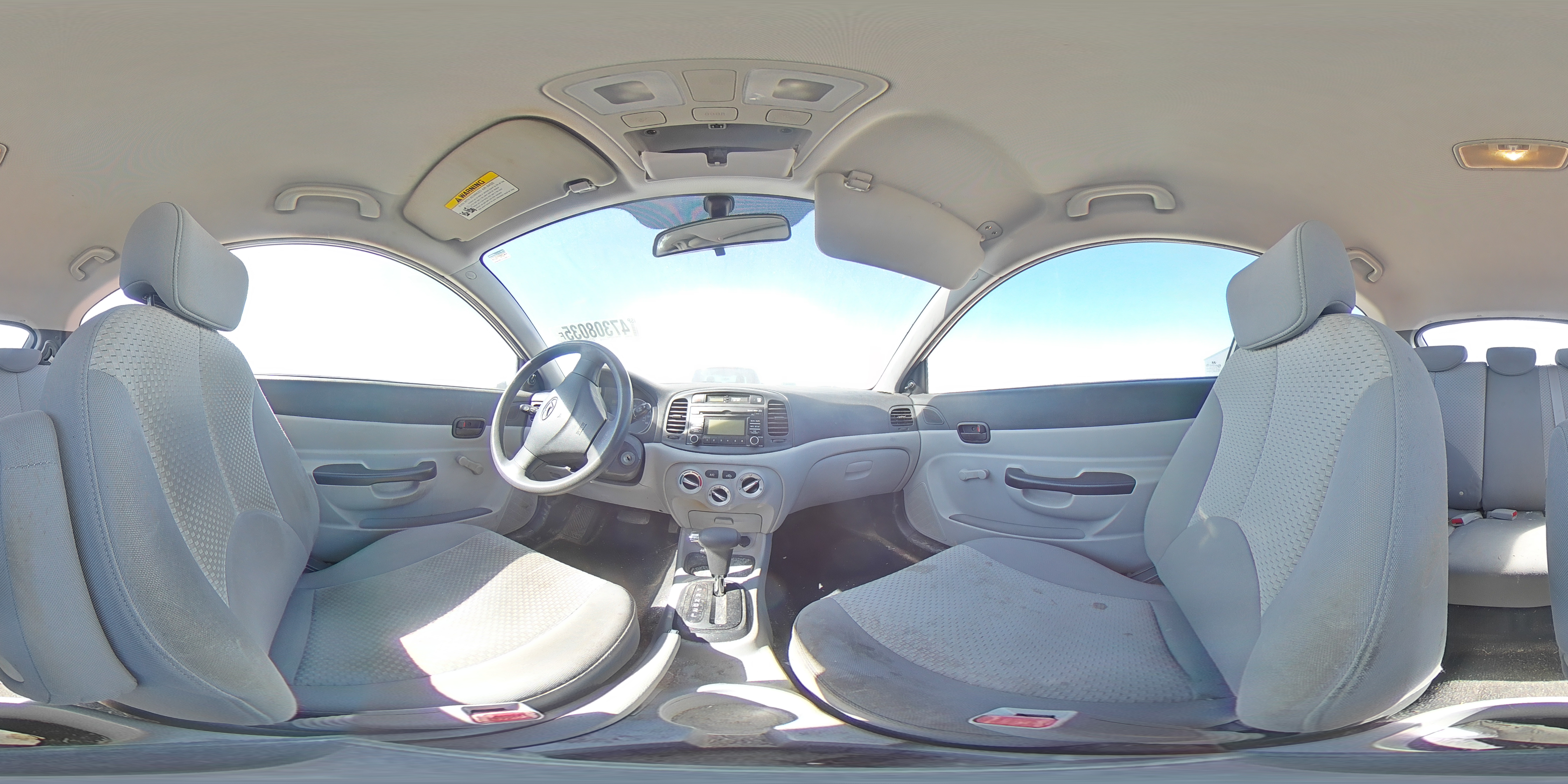 2009 Hyundai Accent - Image 13