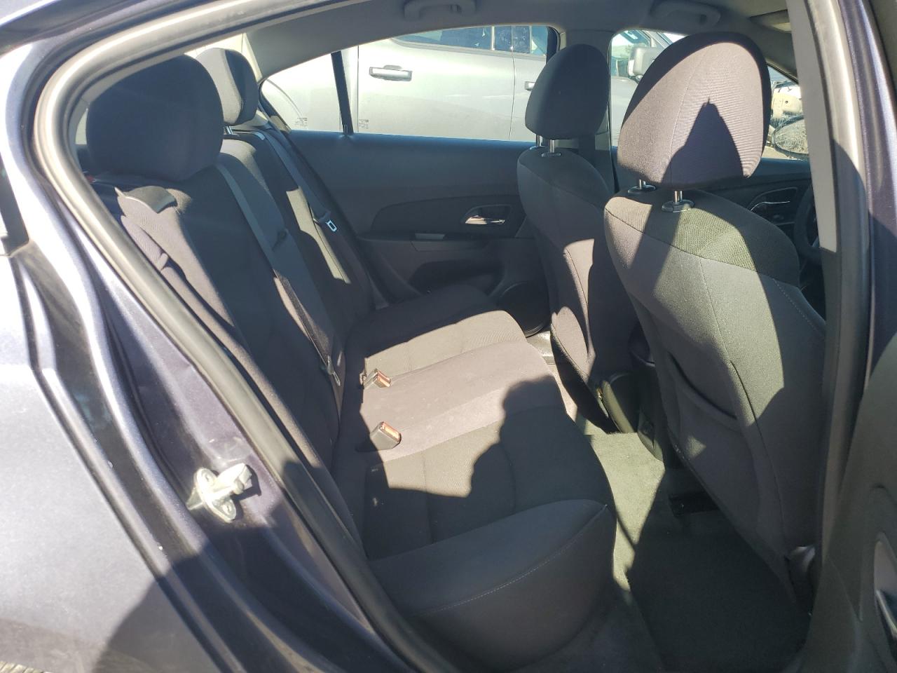 2013 Chevrolet Cruze - Image 10