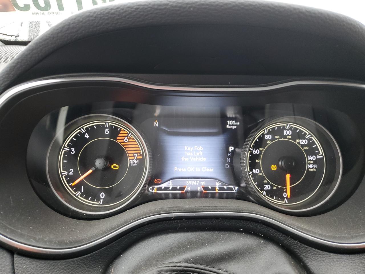 2020 Jeep Cherokee - Image 9